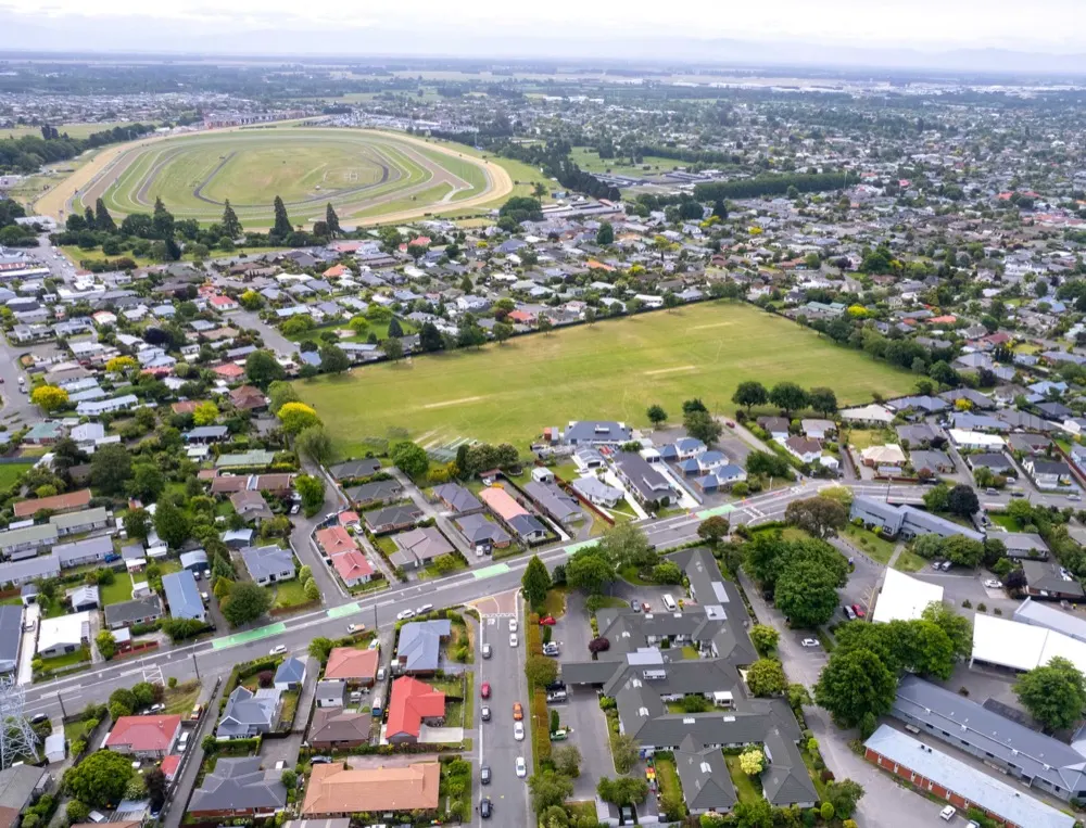 Life at Elms Court on Middlepark