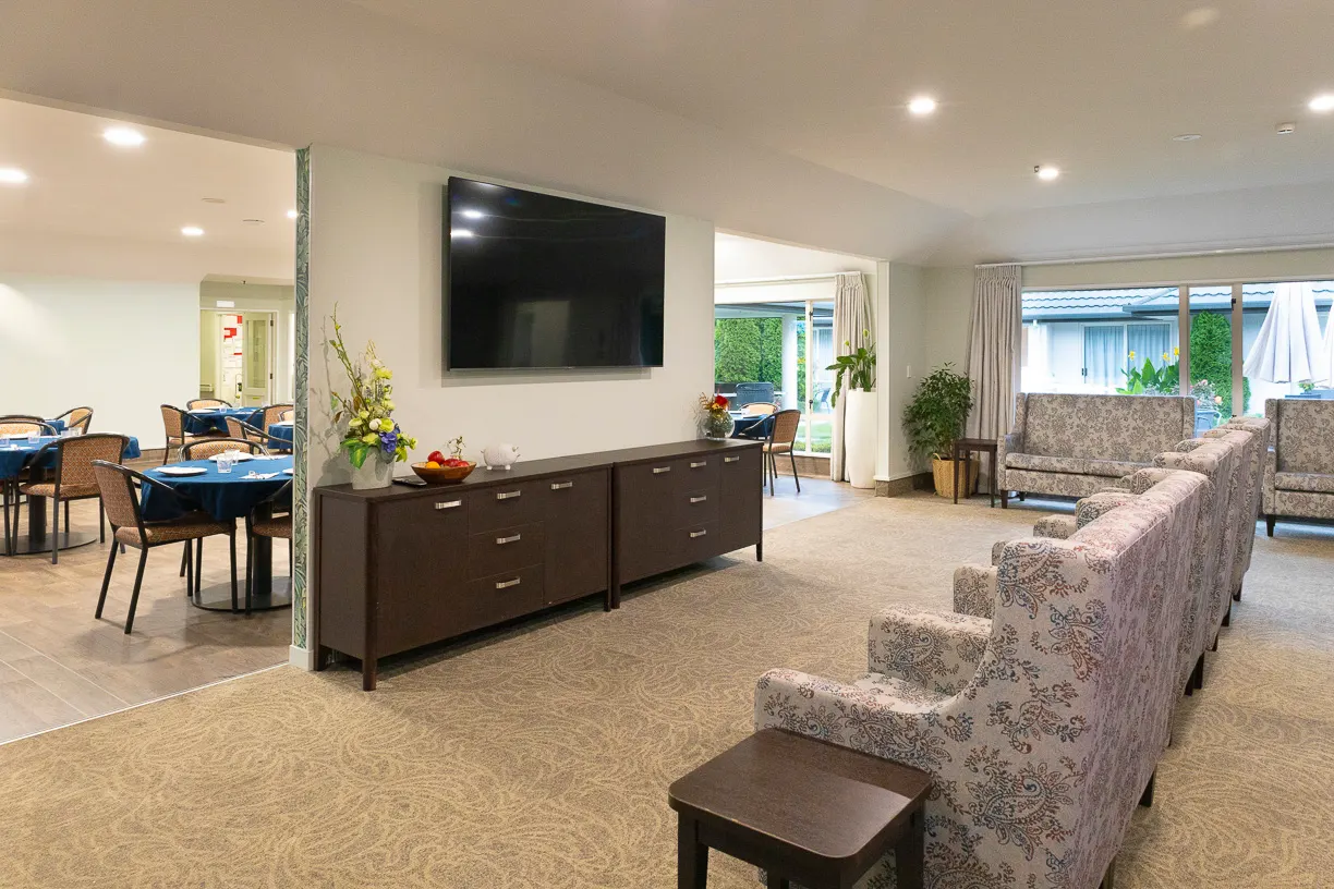 Life at Elms Court on Middlepark